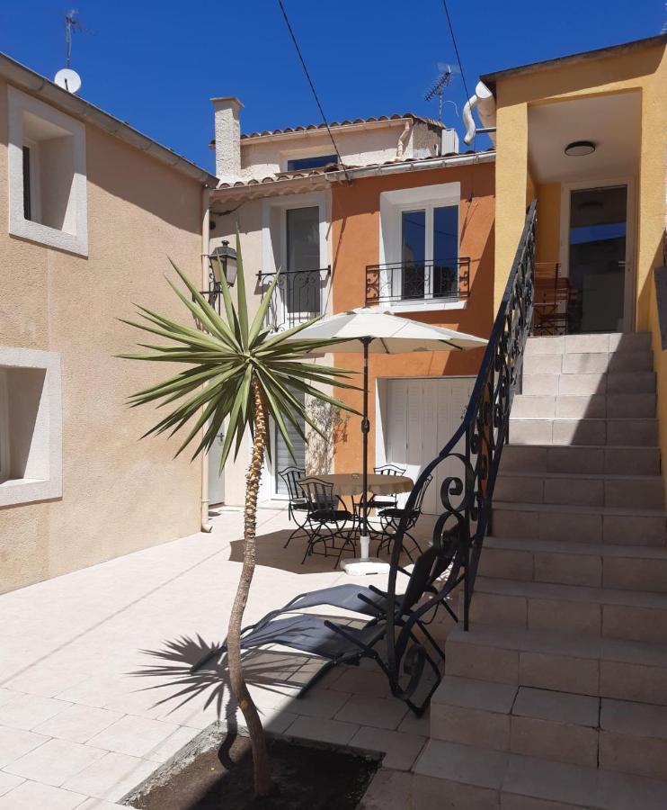 Appartement 4 pers refait à neuf dans cour au calme / centre village Bessan Exterior foto
